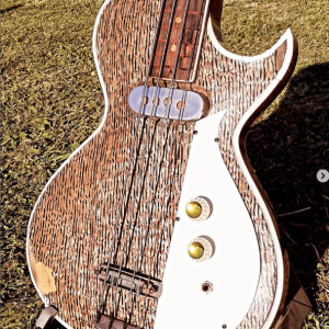 BAJO YAKIM 60' NECKTHRU HUECO