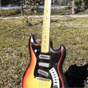 guitarras de culto_0000s_0000_Capa 63