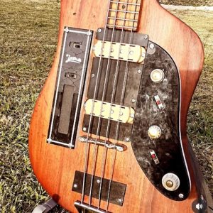 BAJO YAKIM 60' ESCALA CORTA