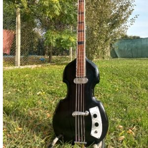 guitarras de culto_0000s_0010_Capa 53