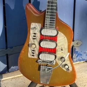 guitarras de culto_0000s_0015_Capa 48