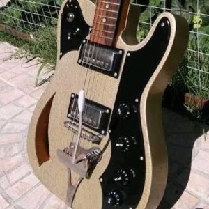 guitarras de culto_0000s_0016_Capa 47