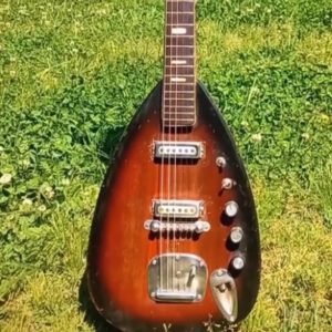 guitarras de culto_0000s_0023_Capa 40