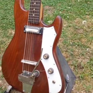 guitarras de culto_0000s_0027_Capa 36