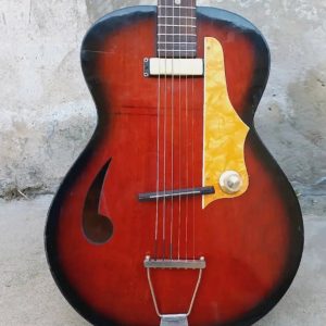 guitarras de culto_0000s_0049_Capa 14